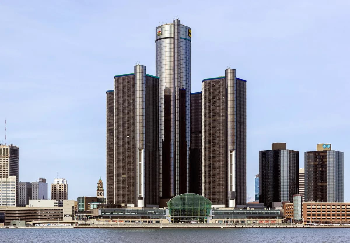 Detroit residents ask city to reject demolition of two Renaissance Center towers tied to $550 million incentive request