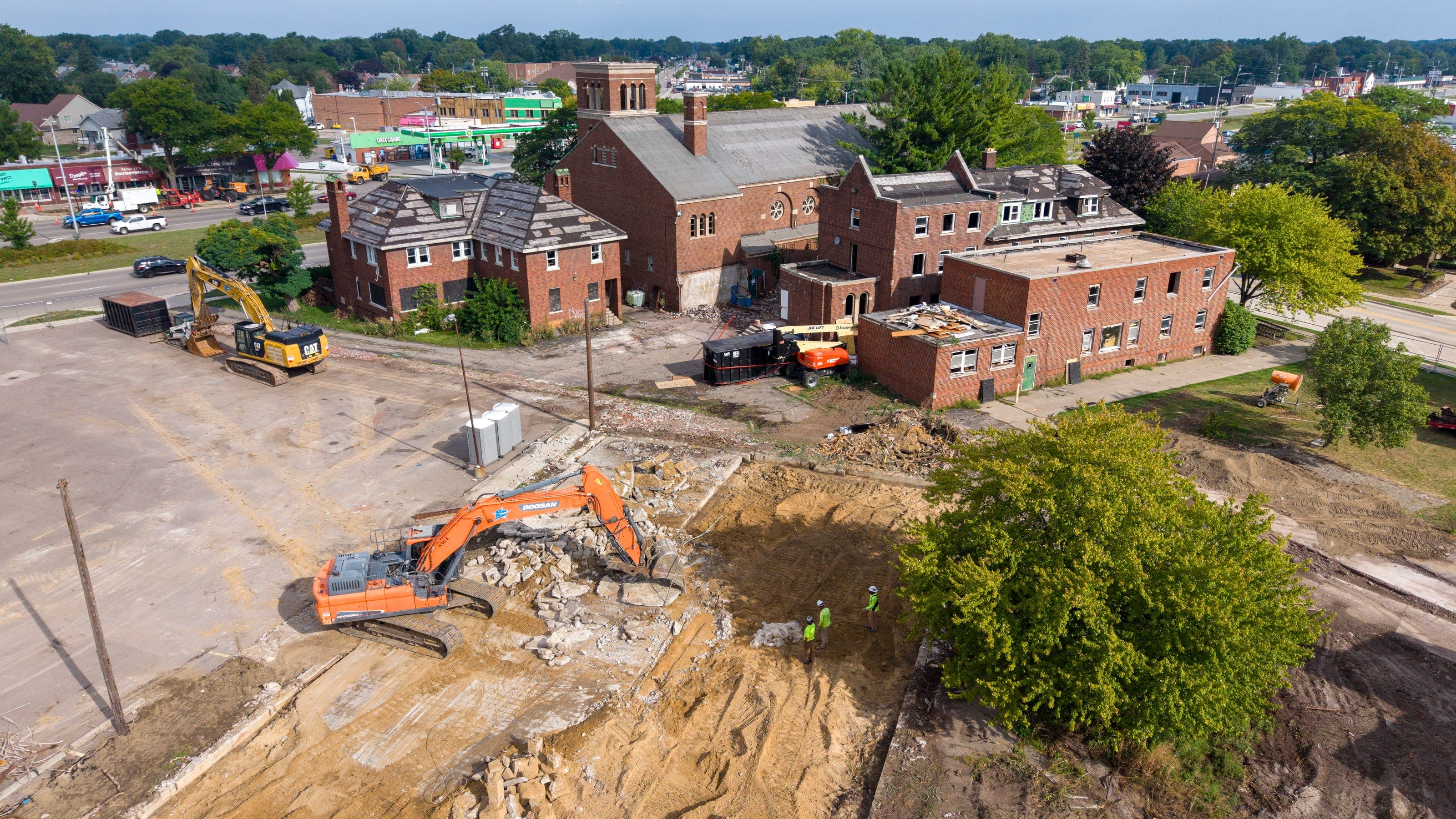 Demolition Begins at Roseville's Sacred Heart Church Site for New Sheetz Store