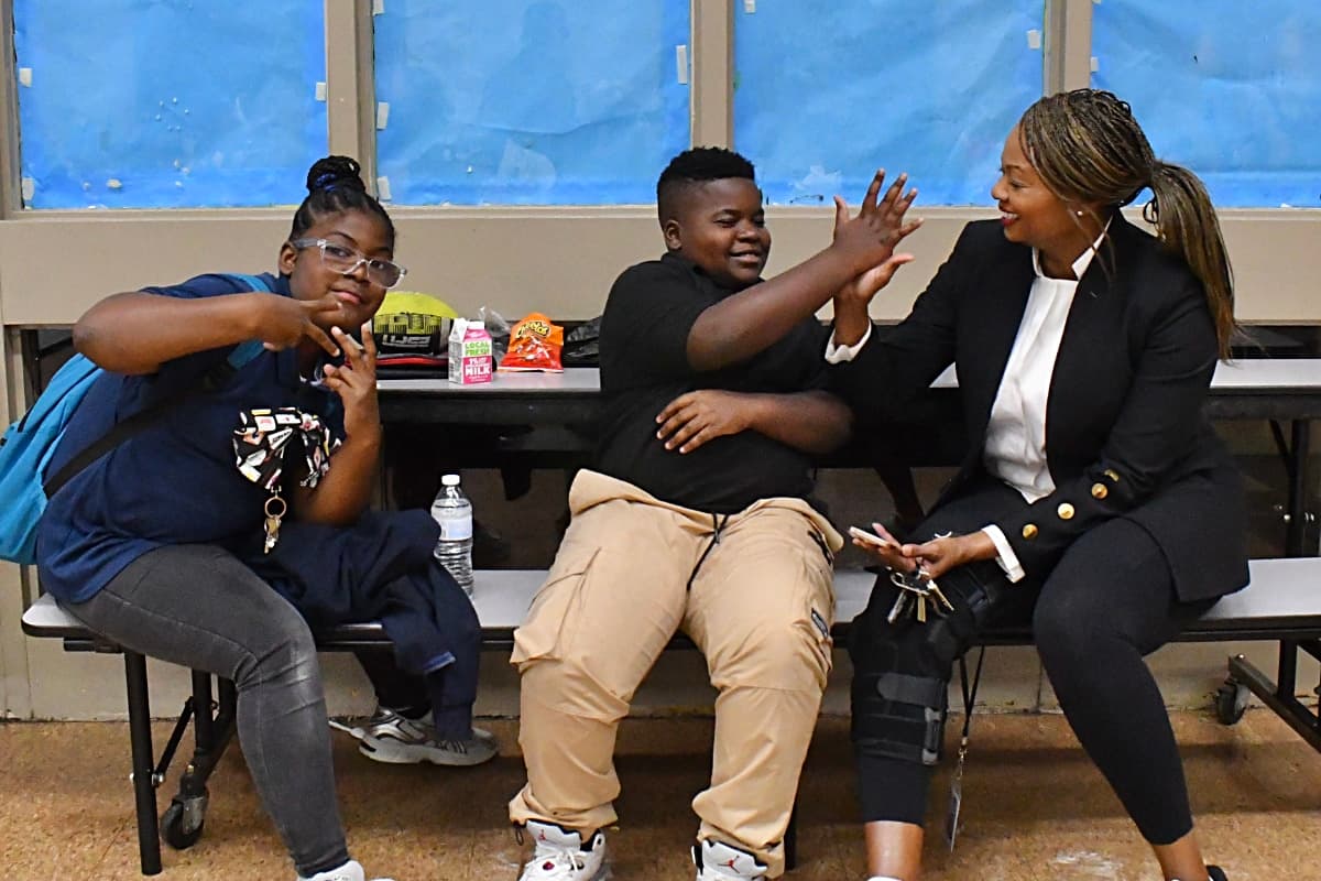 Detroit Public Schools plans to keep serving meals to 40,000 students as SNAP cuts approach