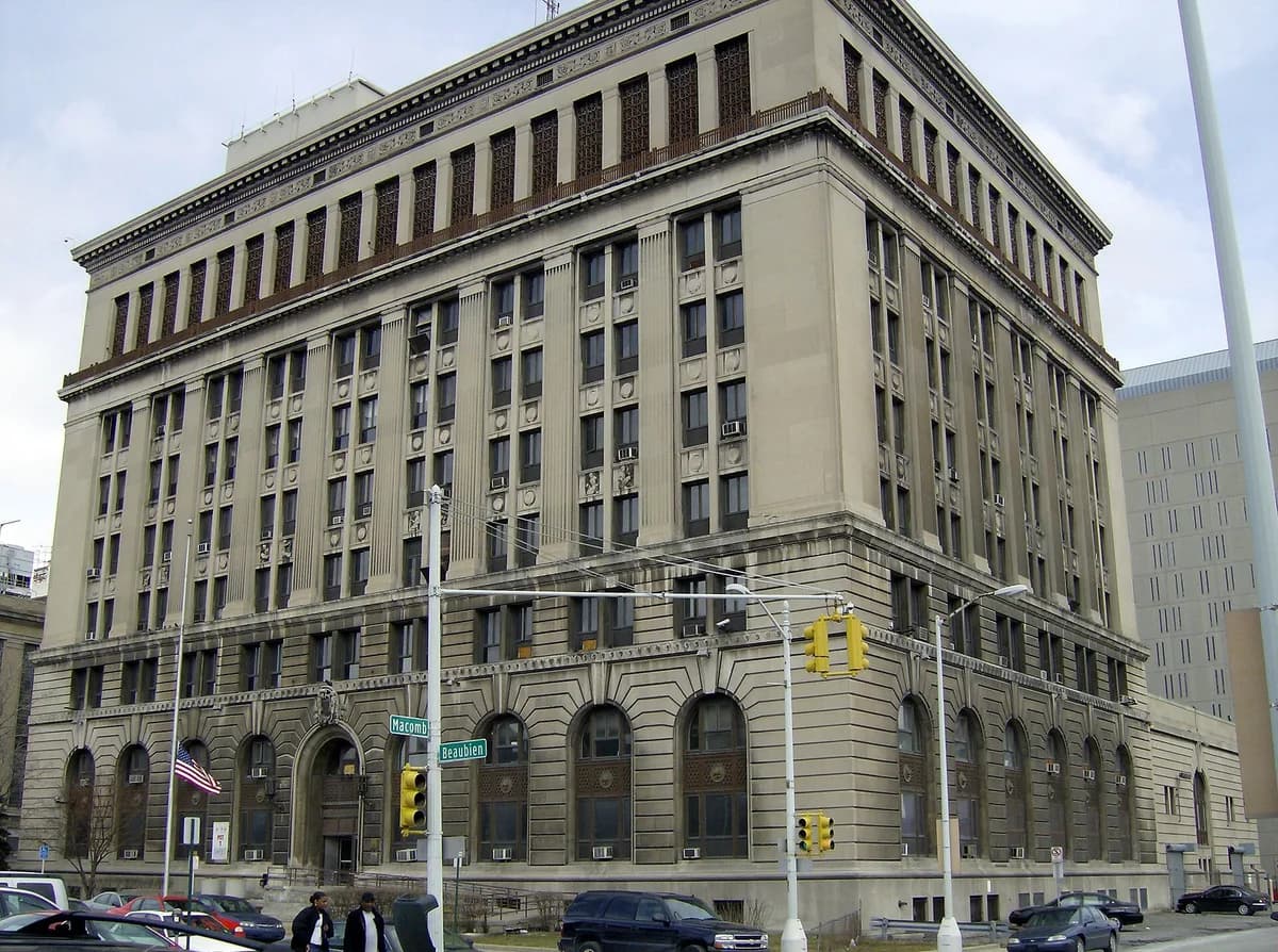 Detroit Mayor Sheffield says summer crime fell, calls drop 'historic'